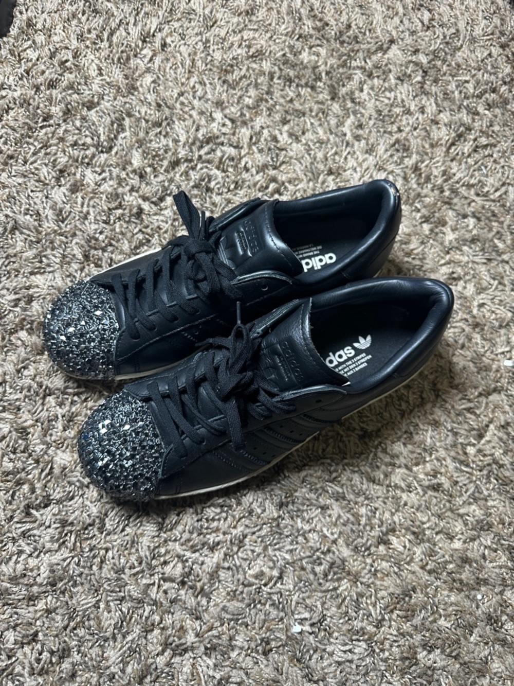 Adidas Men’s Black Leather Sneakers with Silver studded Toe Caps Size 9 1/2